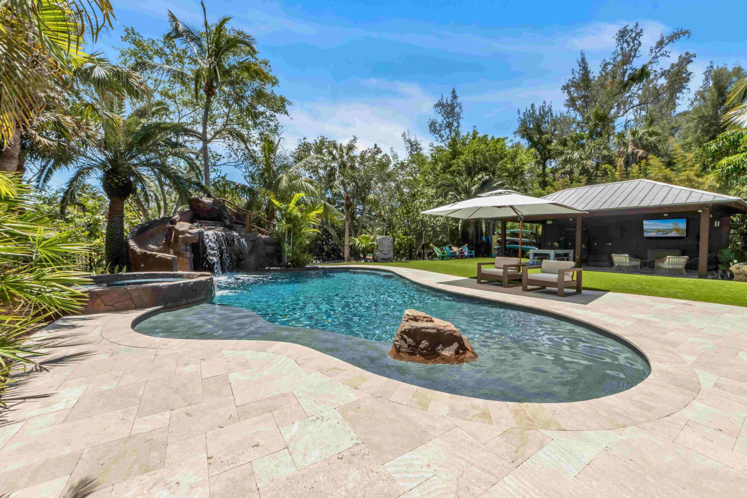 624 Dream Island Rd
