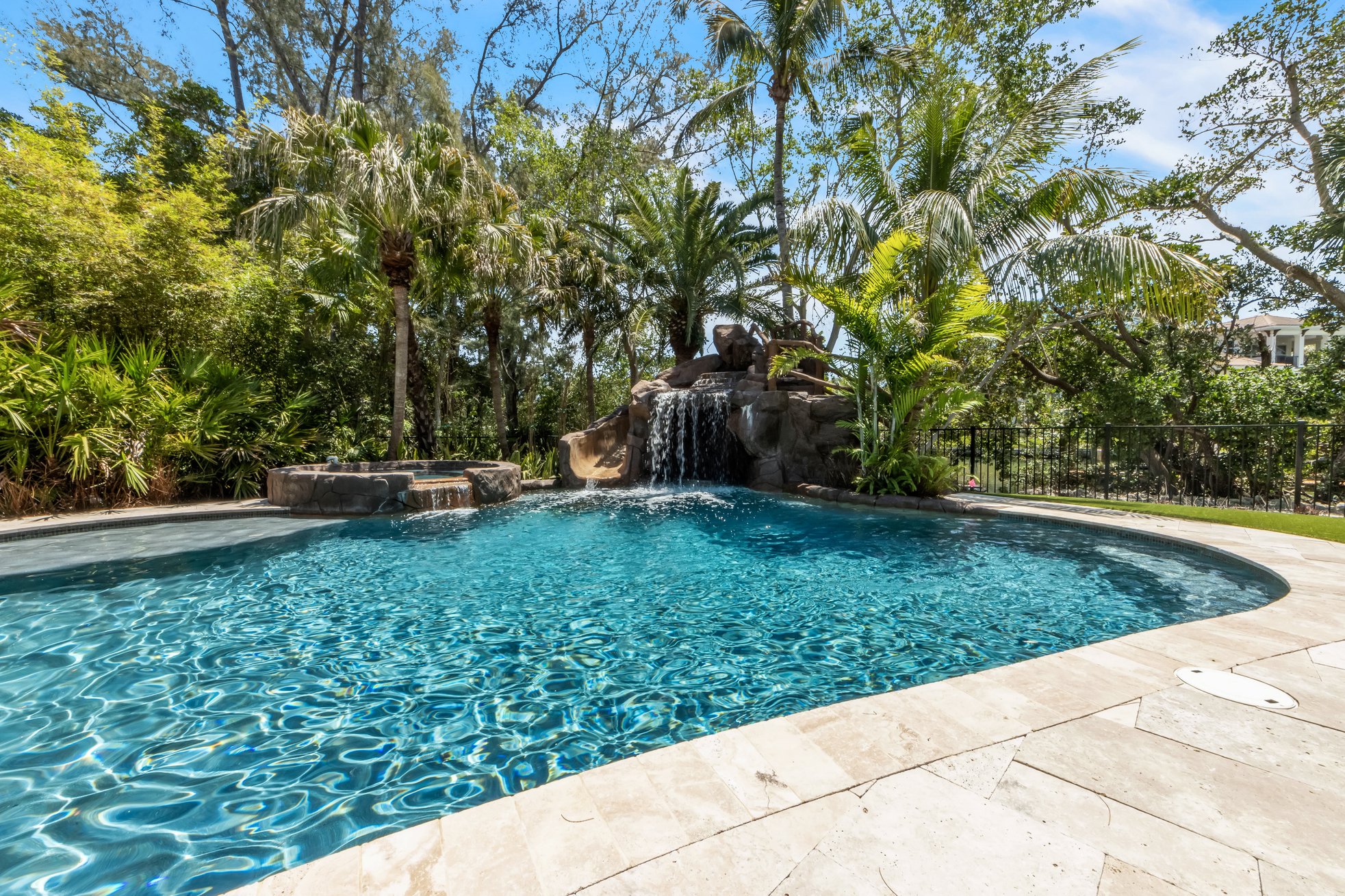 624 Dream Island Rd