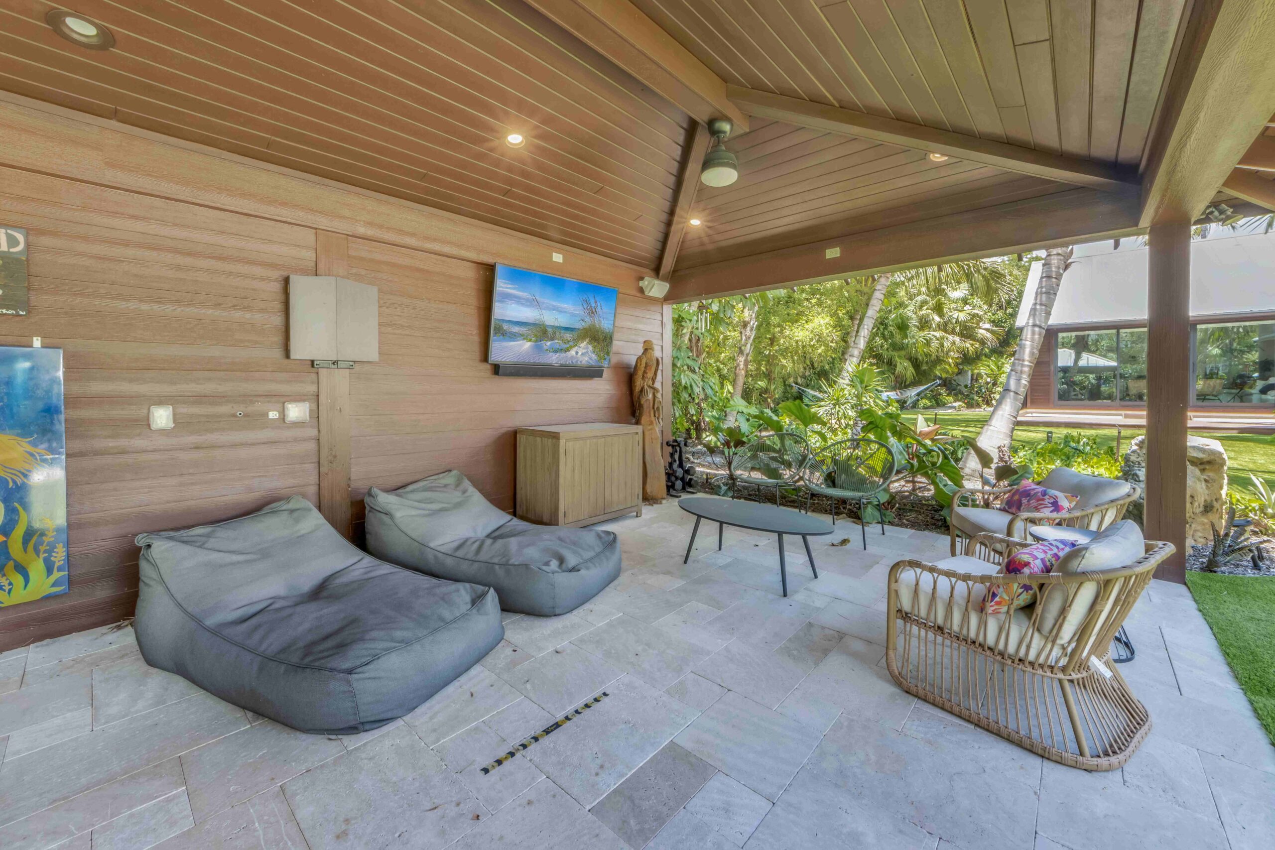 624 Dream Island Rd
