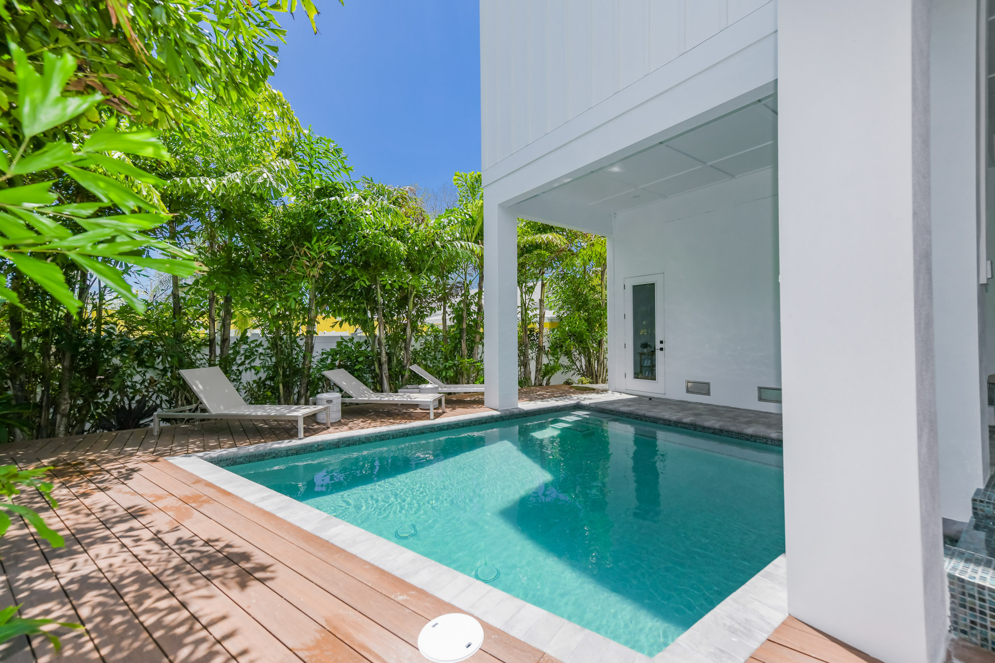 1105 Gulf Drive