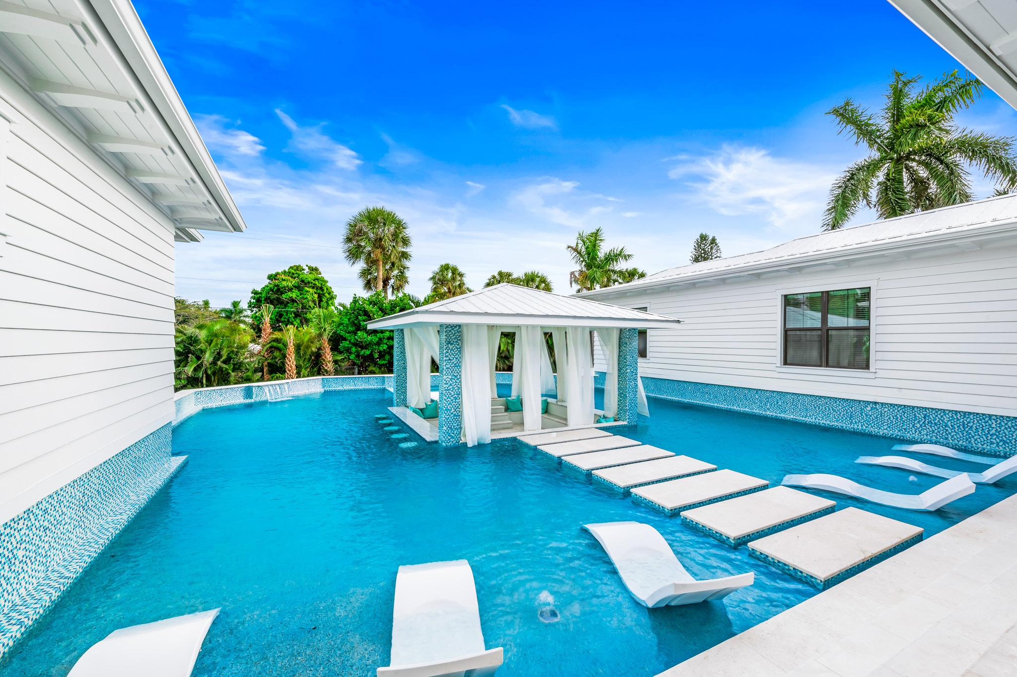 328 Monroe Drive