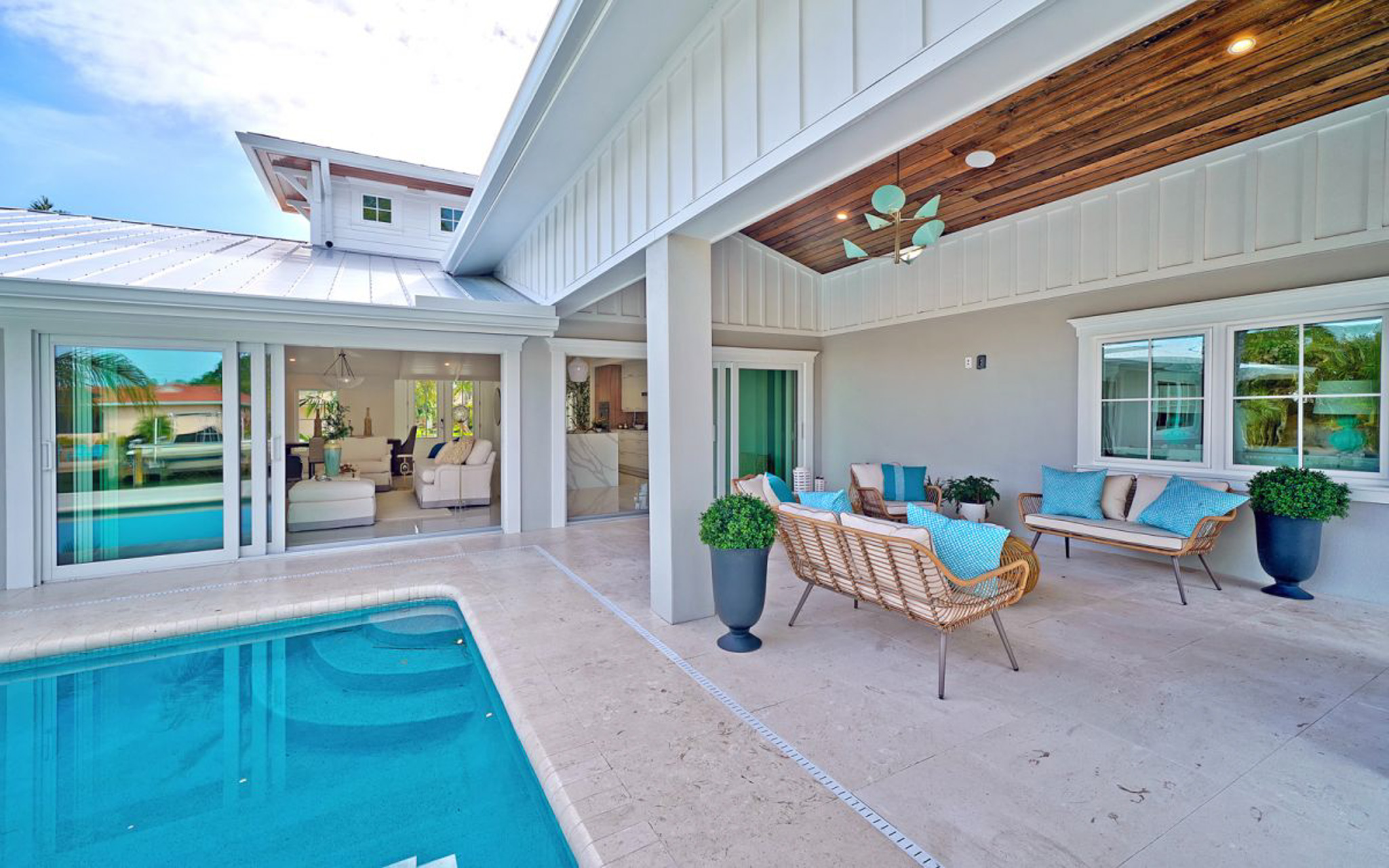 511 Spinnaker Lane