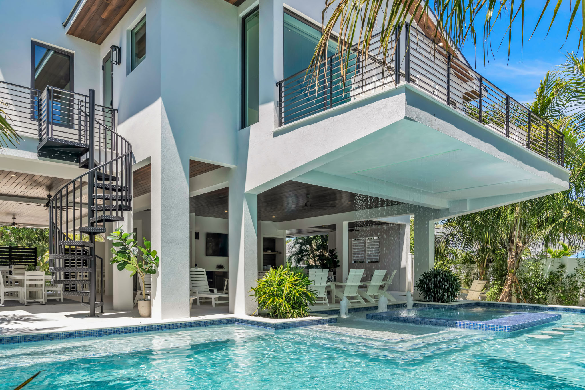5409 Plaza De Las Palmas