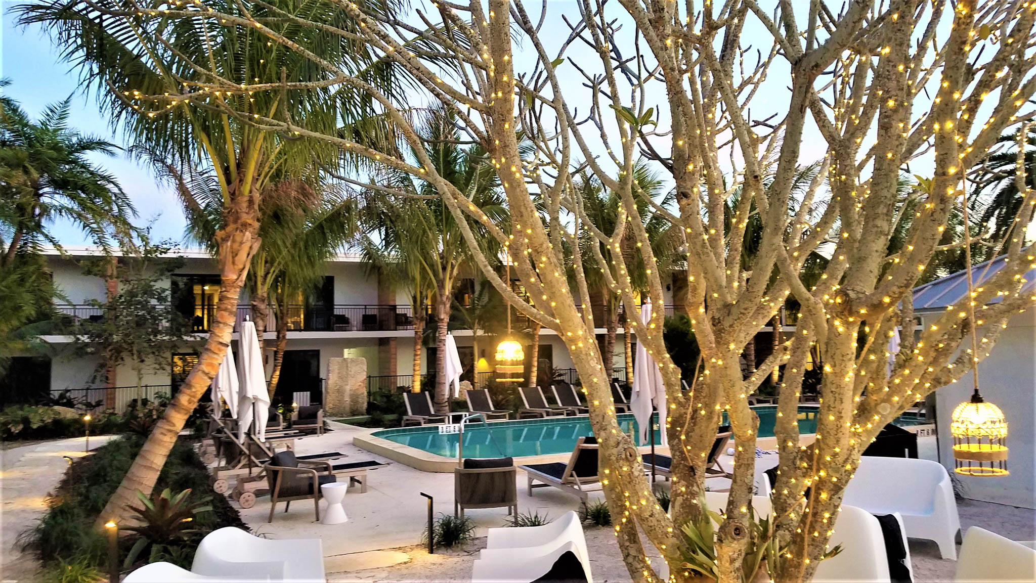 6900 Gulf Drive – Bali Hai Hotel